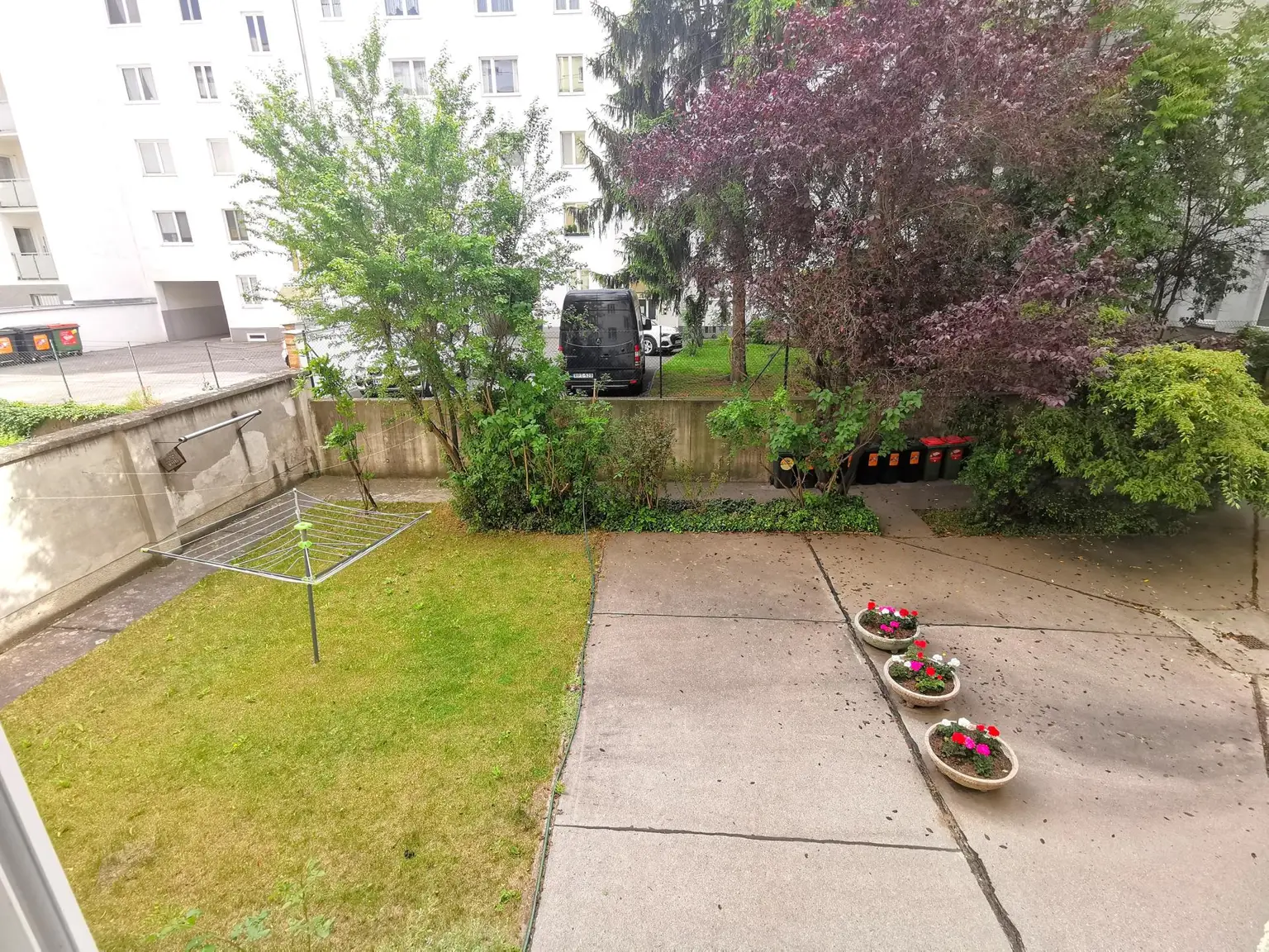 Sanierte 2-Zimmer Eigentumswohnung nahe Schweizergarten