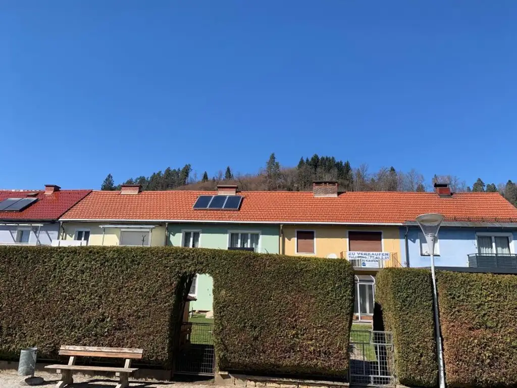 Reihenhaus - Stadt - St. Veit mit Grünfläche und Wintergarten in St Veit - Stadtnähe