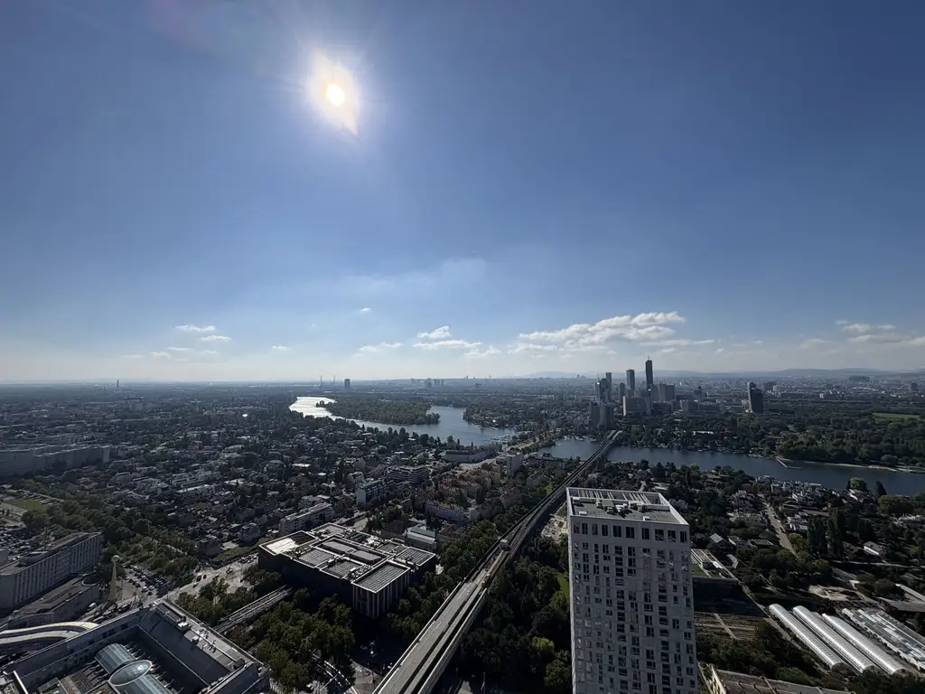 ERSTBEZUG IN DER NEUEN DONAUSTADT | MIETBEGINN AB 1. APRIL | 1,5 ZIMMER | BALKON | VIENNA TWENTYTWO