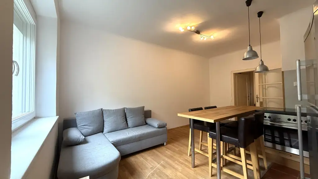 Eigennutzer oder Anleger aufgepasst!!! Schöne 2 Zimmer Wohnung