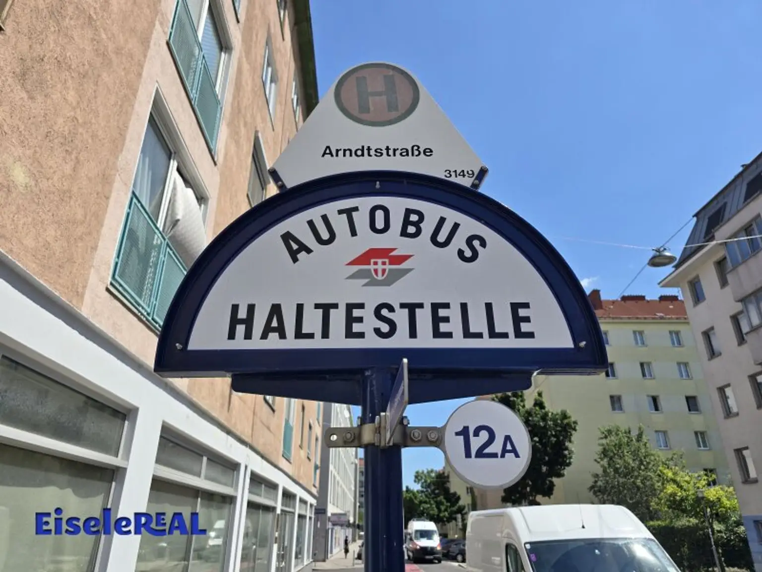 Tolle 1 Zimmer  Wohnung– extra Küche - sanierungsbedürftig