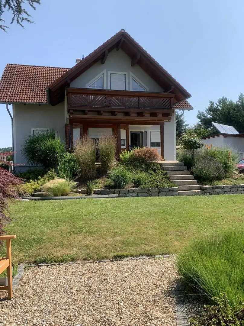 Exquisites  Einfamilienhaus  nächst Gleisdorf  in ruhiger Randlage.
