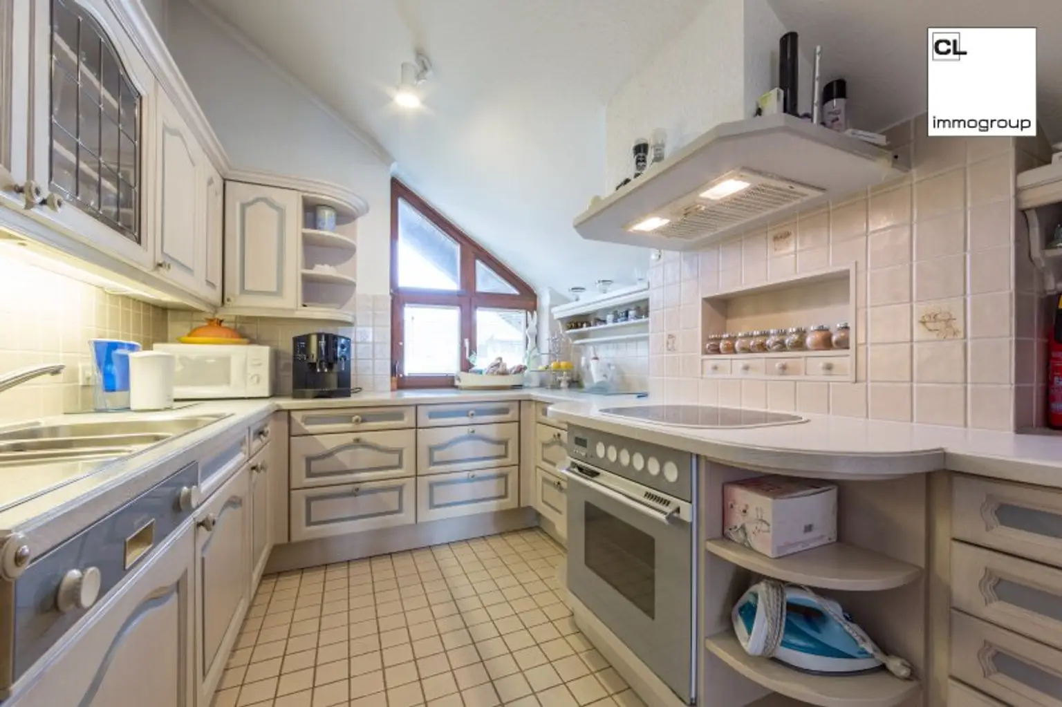 Mondsee Top Lage: Exklusive Maisonette-Dachgeschosswohnung mit 3 Balkon- und Terrassenbereichen