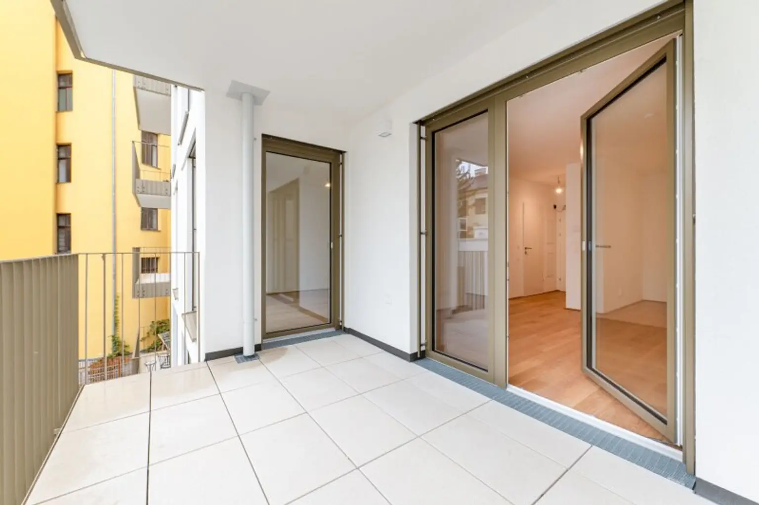 Erstbezug ab Dezember! 2-Zimmer-Balkonwohnung inkl. Stellplatz und Garten zu vermieten!