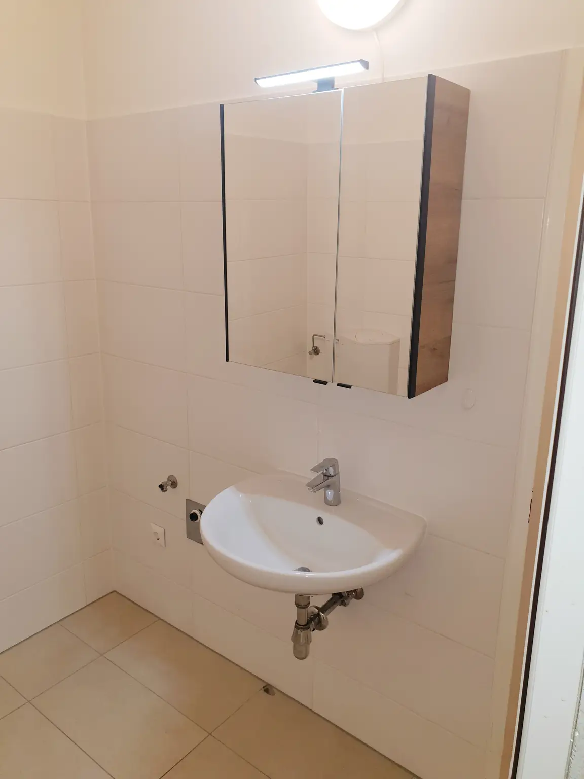 Single Wohnung zu vermieten!