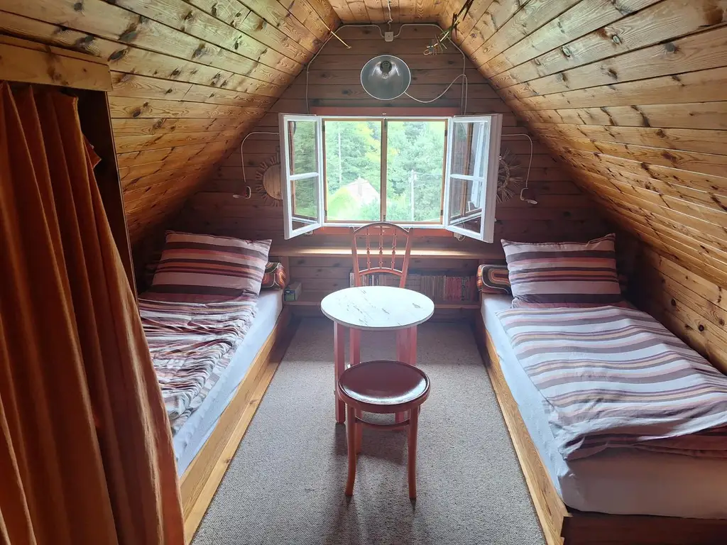 Tolles Baugrundstück mit Fernblick und Sommerhaus