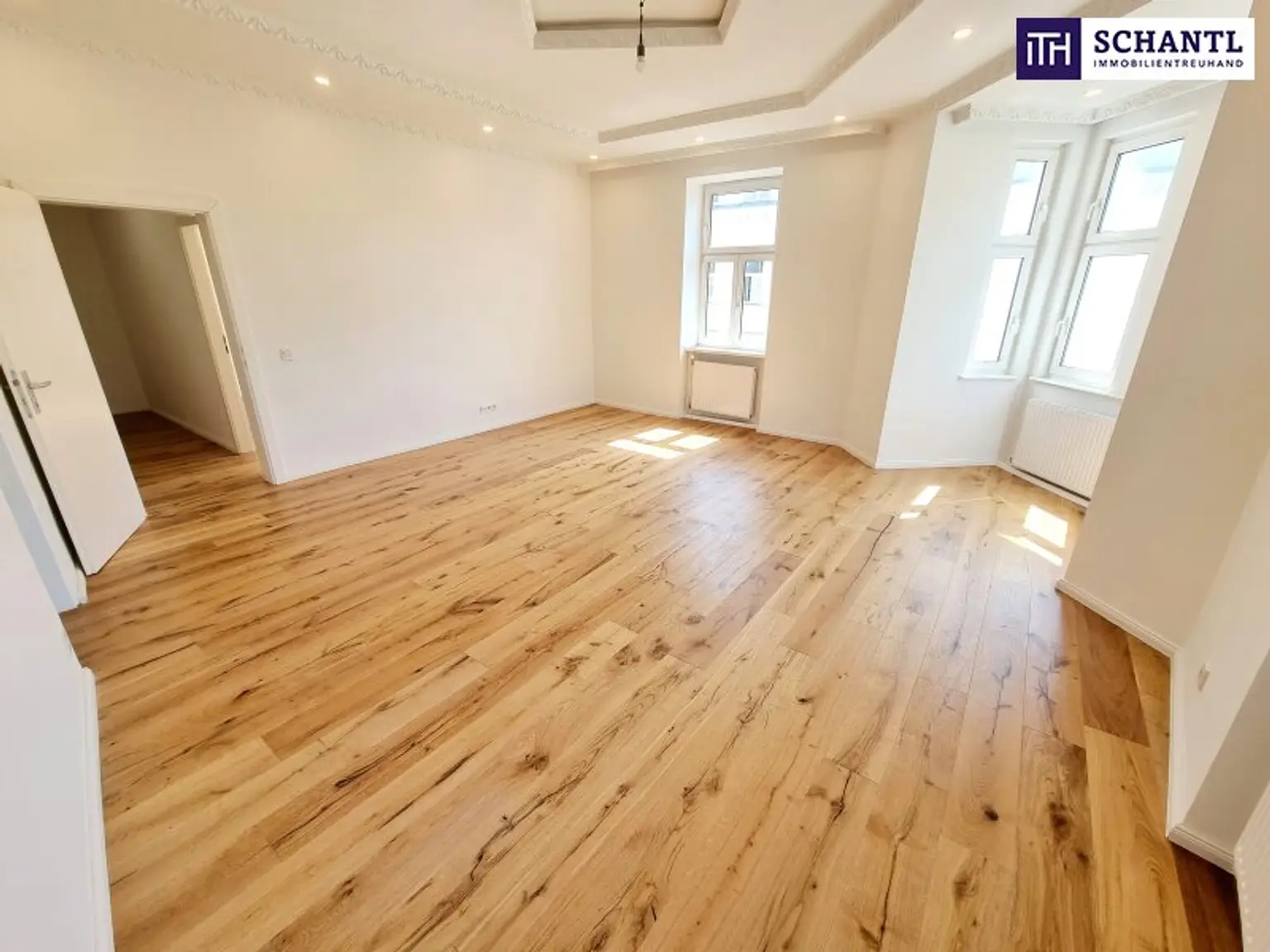 Eckjuwel mit Erker - Sonnendurchflutet und perfekt angebunden! Entzückende Altbauwohnung + Traumhaft schönes Haus + Perfekte Infrastrukur und Anbindung + Neue Einbauküche! Jetzt zugreifen!