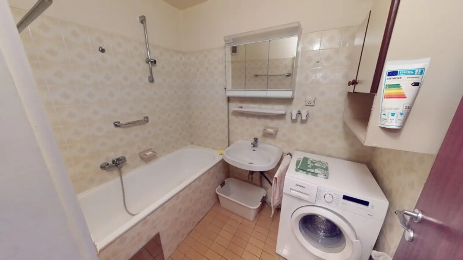 Charmante 3-Zimmer-Wohnung mit Loggia und Stellplatz in 1100 Wien – Jetzt zugreifen!
