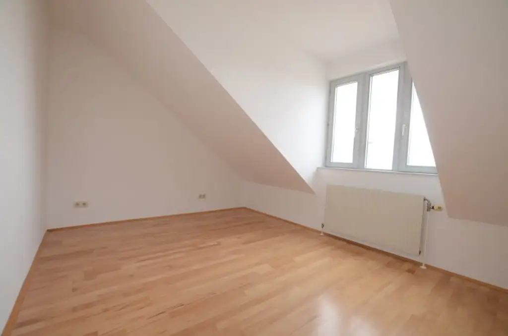 DG-Wohnung direkt beim Alten AKH