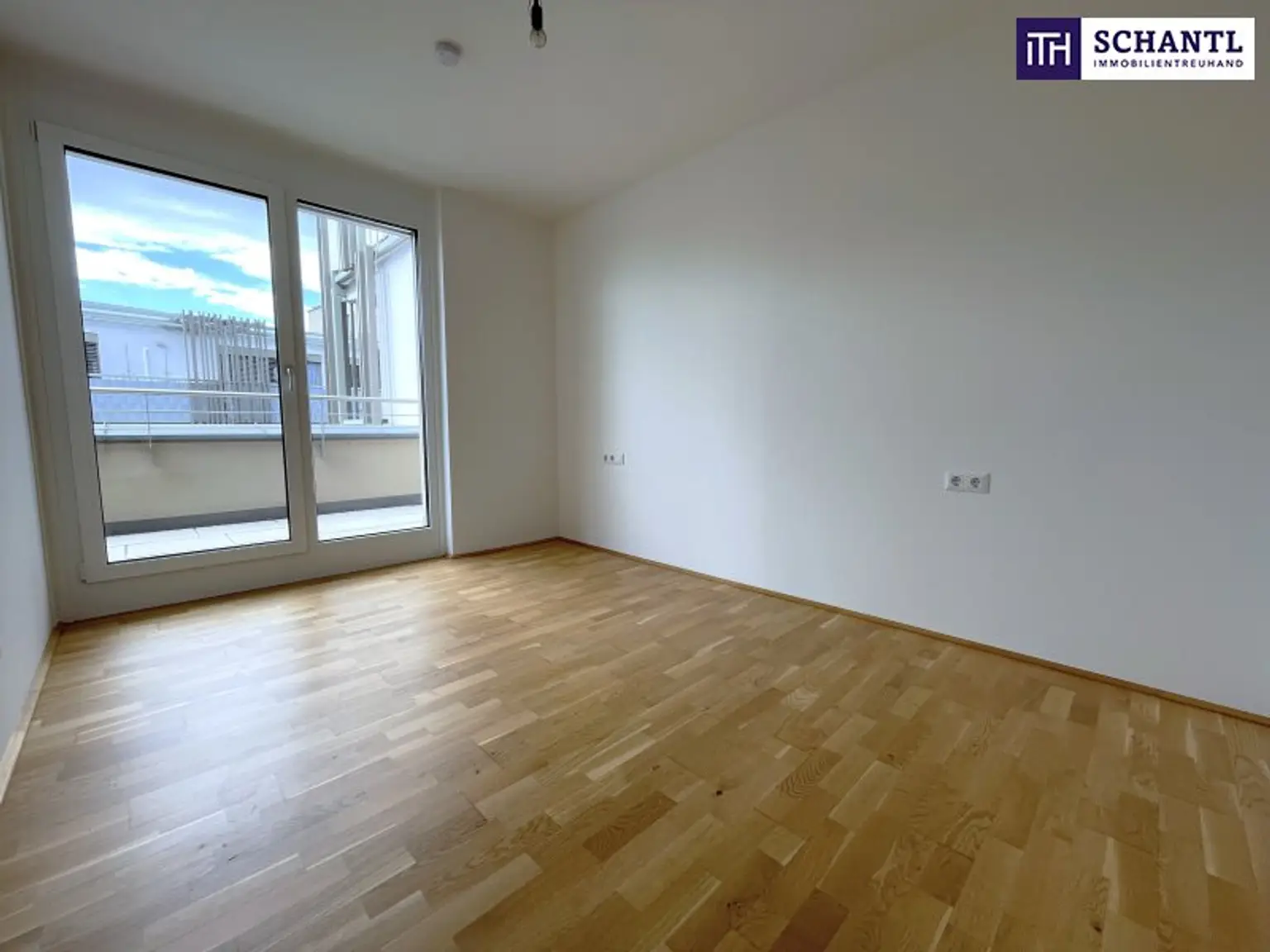 3-Zimmer-Wohntraum mit Dachterrasse in Ebergassing - Sonnenuntergänge inklusive! Schnell sein!