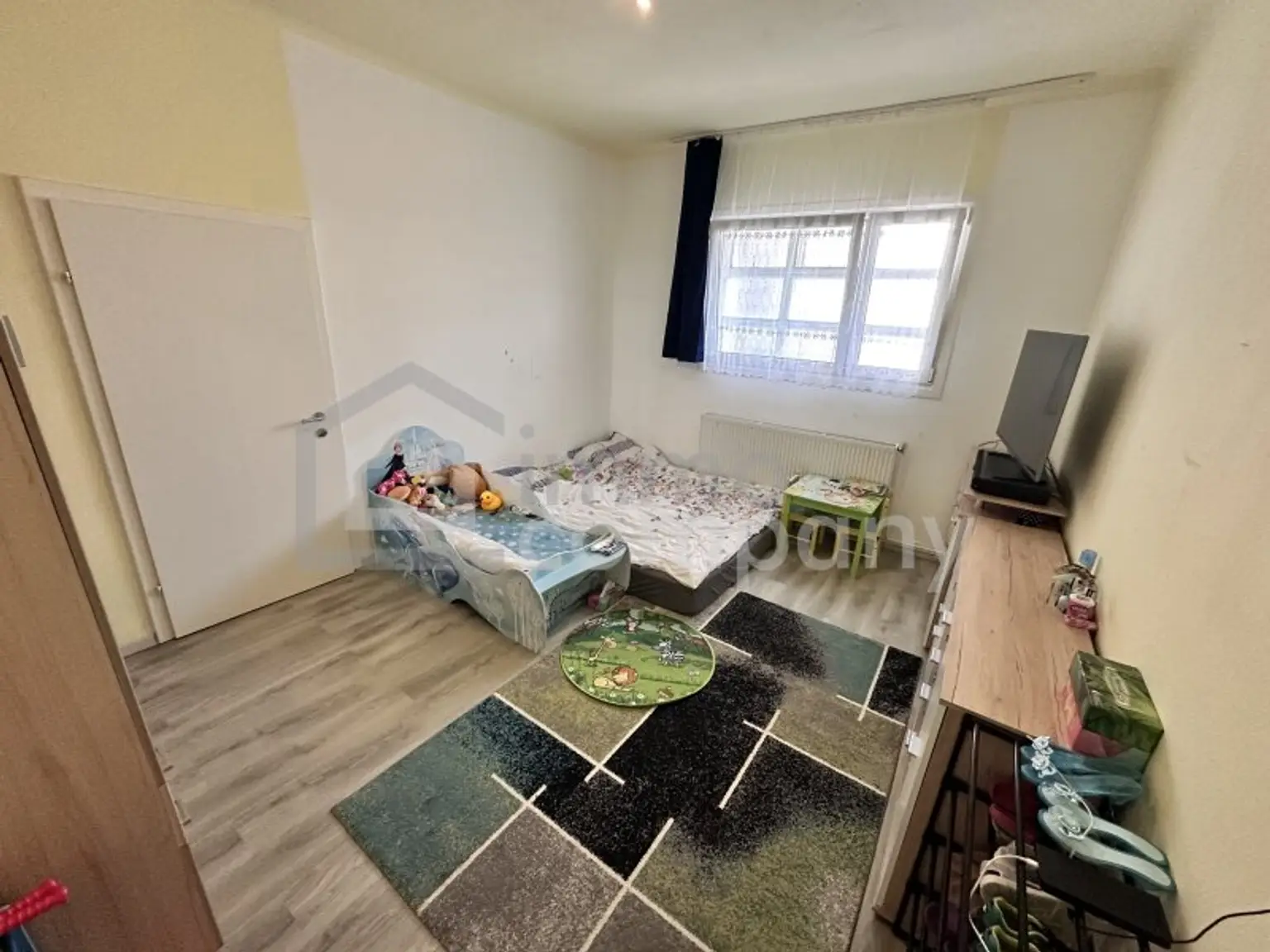 Einfamilienhaus in Schönkirchen-Reyersdorf: 5 Zimmer, Garten, Baugrund – Ihr neues Zuhause!