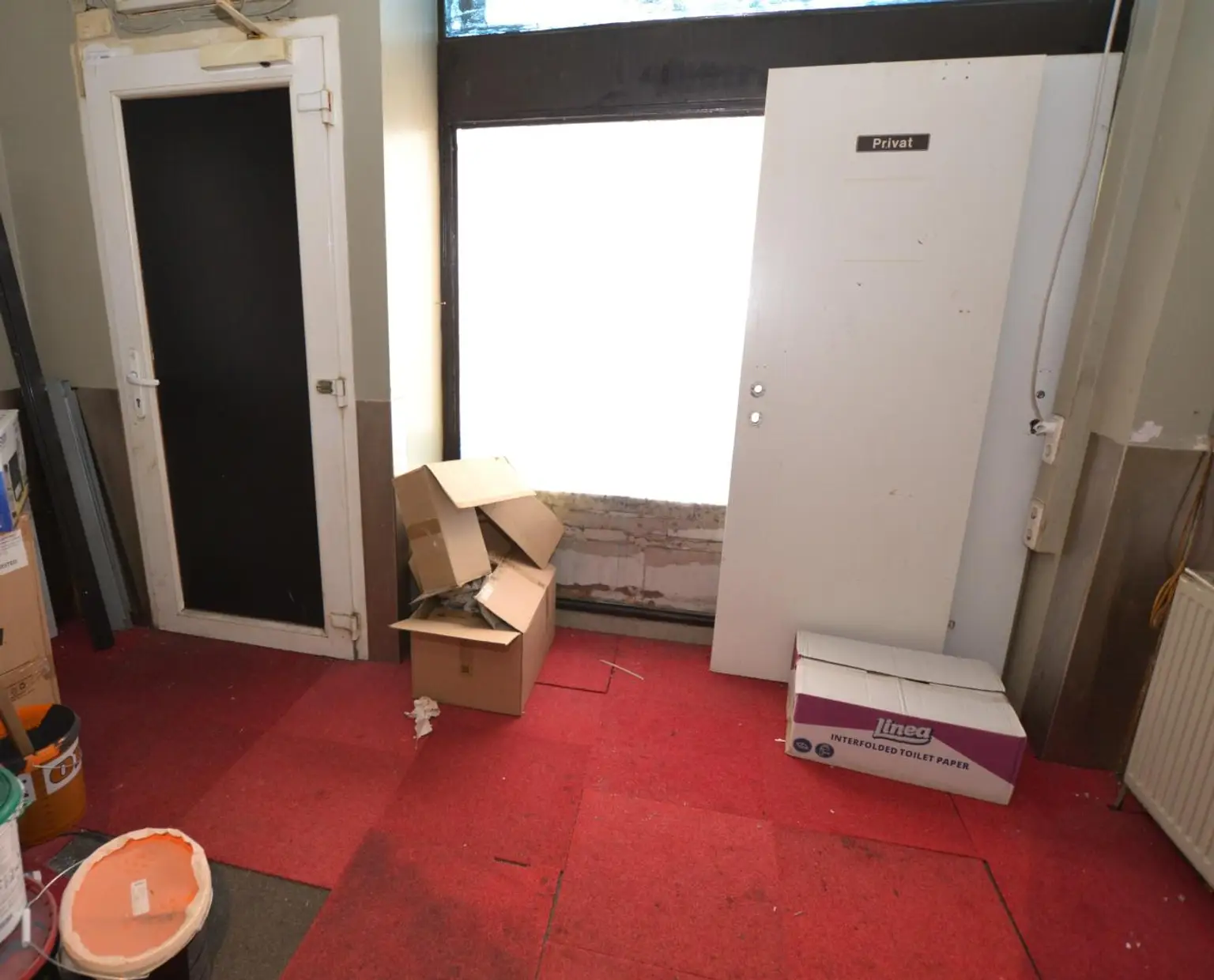 Geschäftslokal mit durchdachtem Grundriss & zwei Eingängen – flexibel nutzbar in guter Lage!