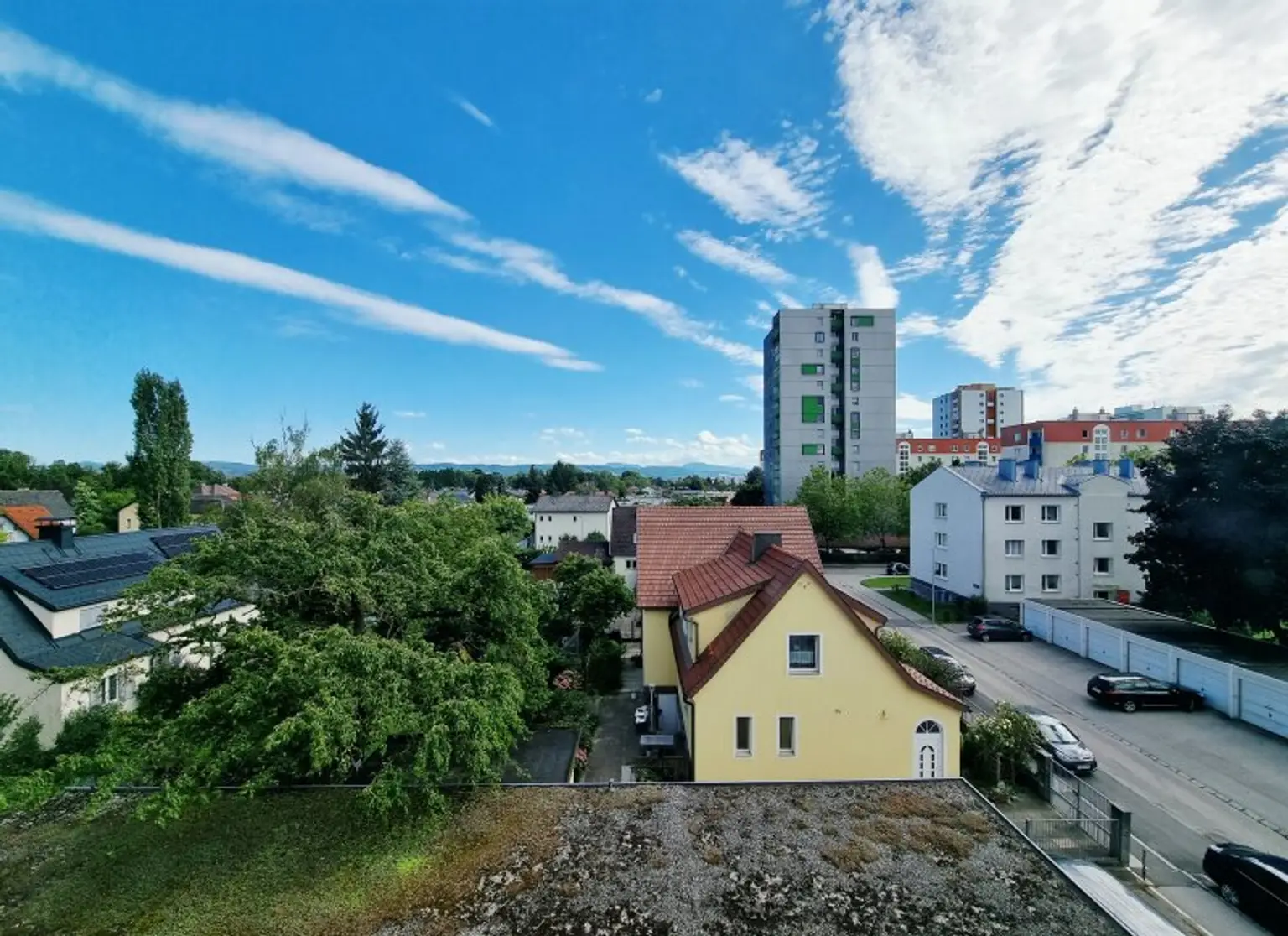 116 m², 4-Zimmerwohnung mit Loggia in Bestlage
