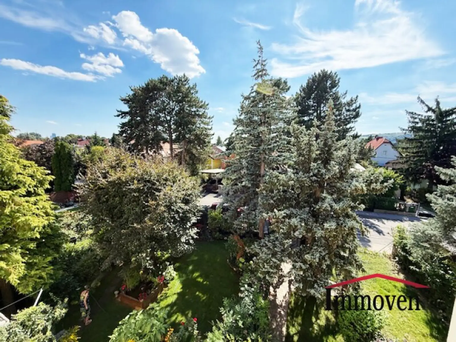 Helle 3-Zimmerwohnung mit Loggia und Parkplatz!