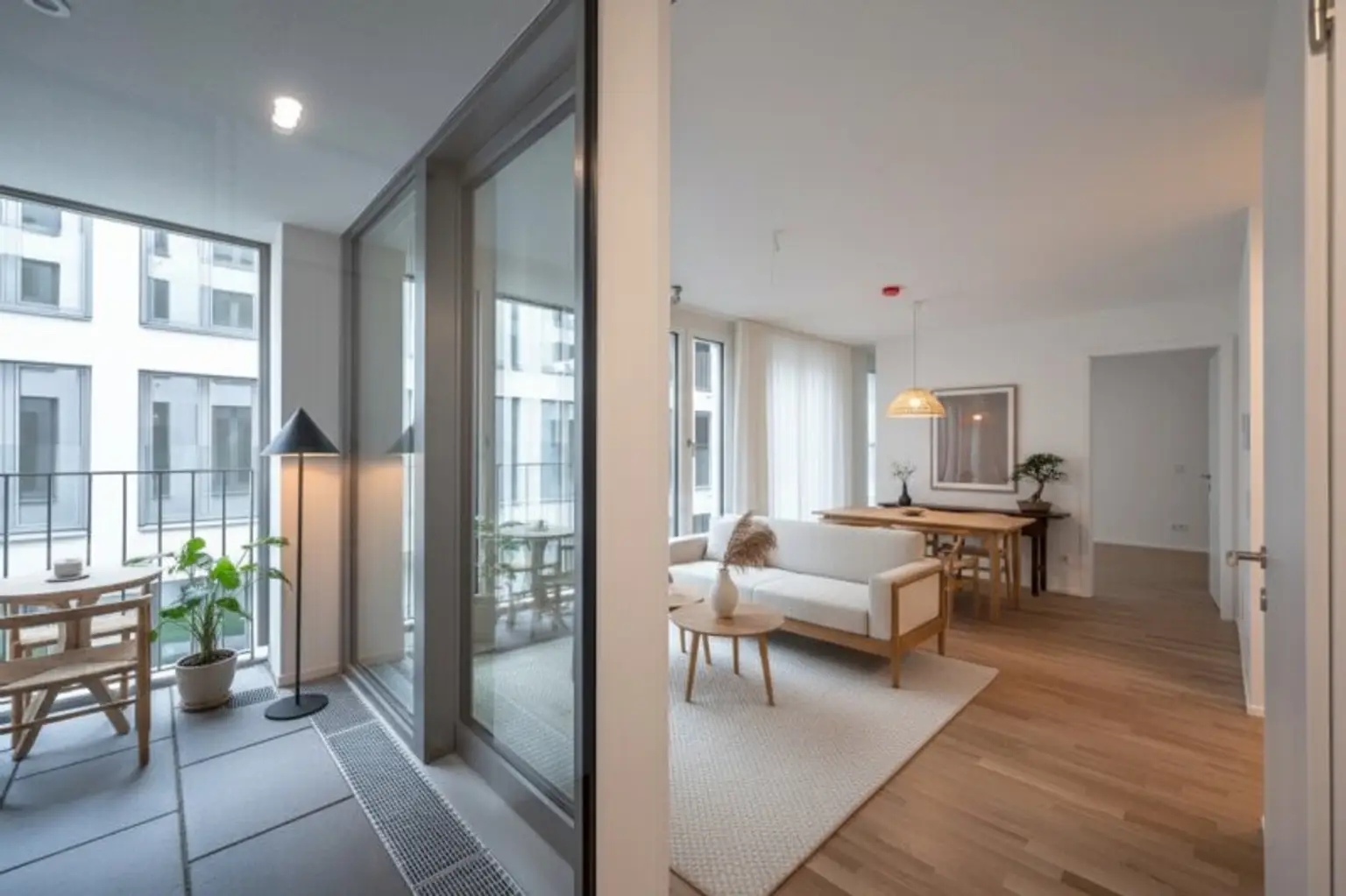 ++MOLLARD 50++ gorgeous 2-room apartment in the city center (2/7)!!
