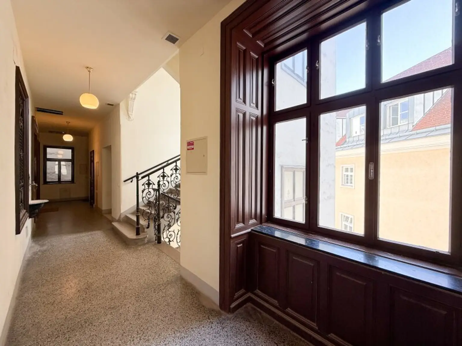 FRISCH SANIERT! 2,5 Zimmerwohnung in 1090 Wien mit Lift zu vermieten