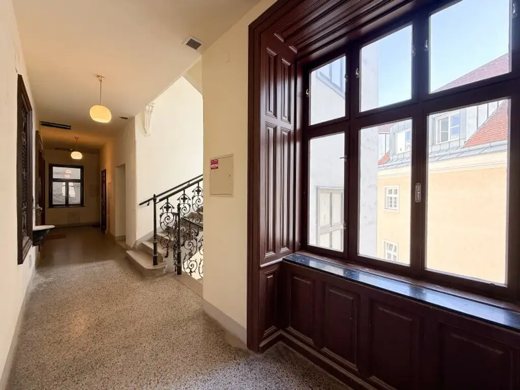 FRISCH SANIERT! 2,5 Zimmerwohnung in 1090 Wien mit Lift zu vermieten