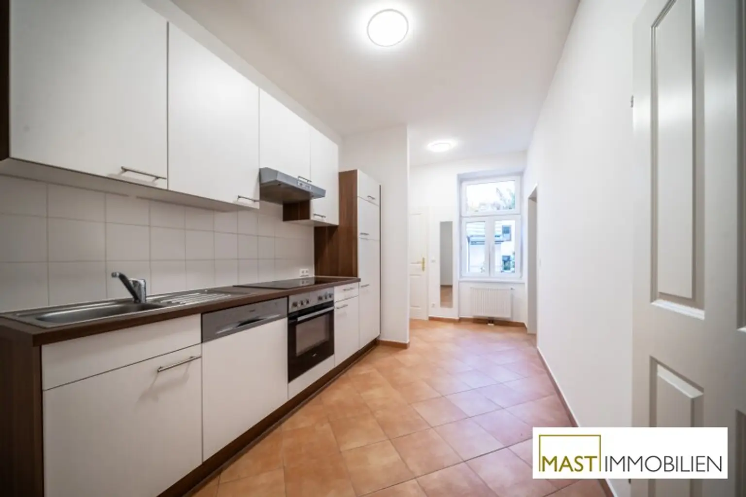 *Neu*  Wohnen am Clemens-Hofbauer-Park – Charmante 2-Zimmer-Altbauwohnung