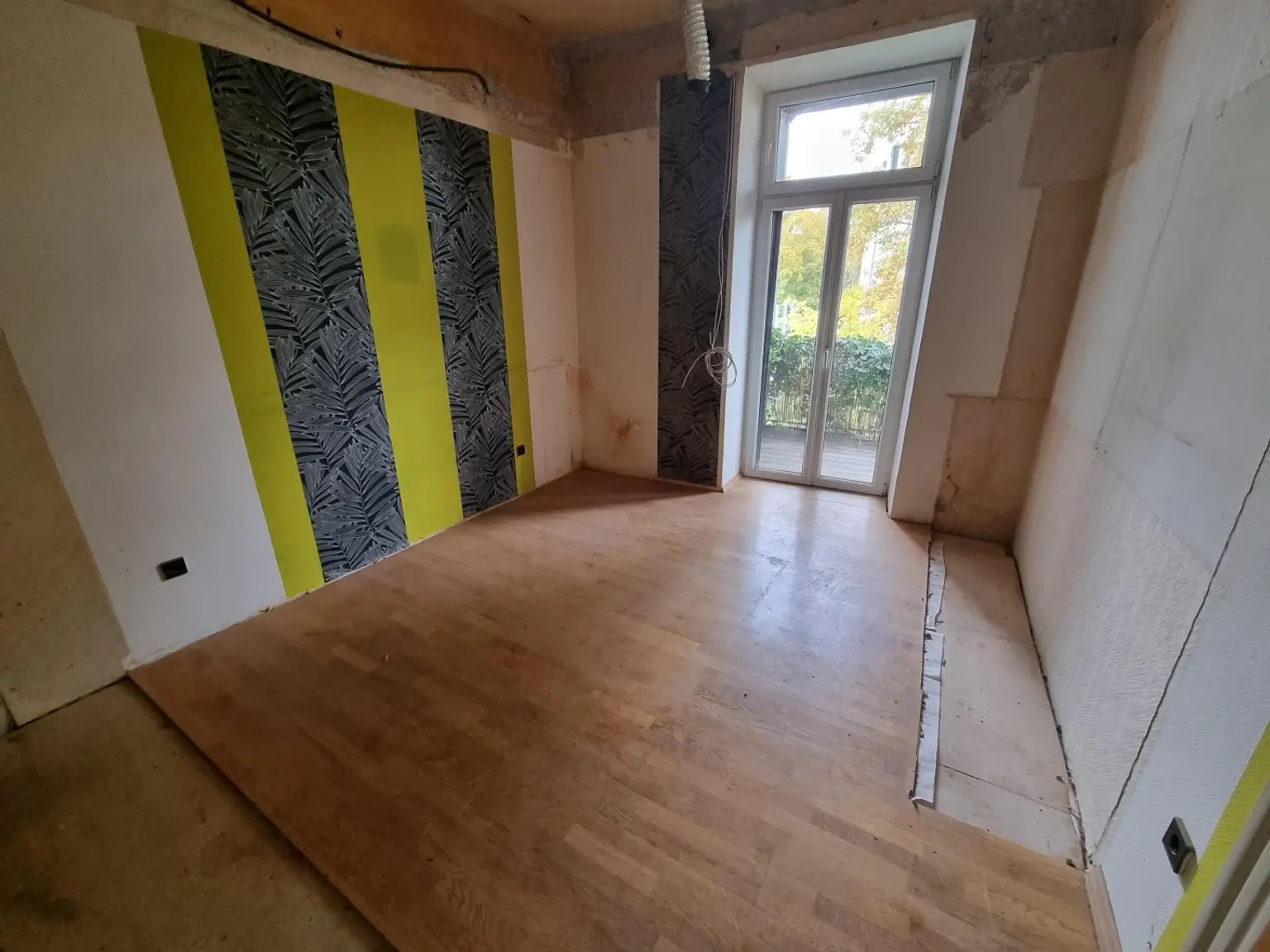 PROVISIONSFREI FÜR KÄUFER! 3-Zimmer-Altbauwohnung in St.Leonhard nahe den Ursulinen!