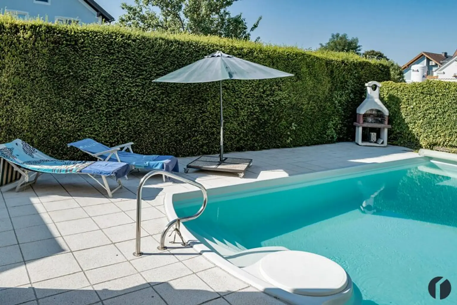 Wohnen nahe Tulln: Gepflegtes Haus mit Pool, Terrasse und guter Wien-Anbindung