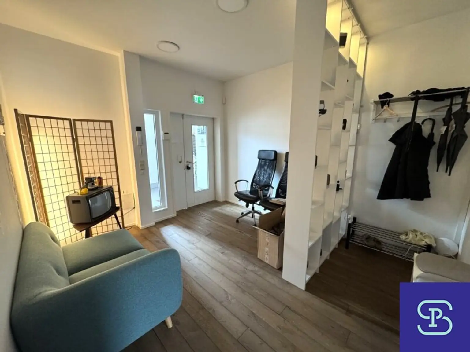 Naschmarkt-Nähe: Renoviertes 167m² Büro mit Garage, Balkon und Lift - 1050 Wien