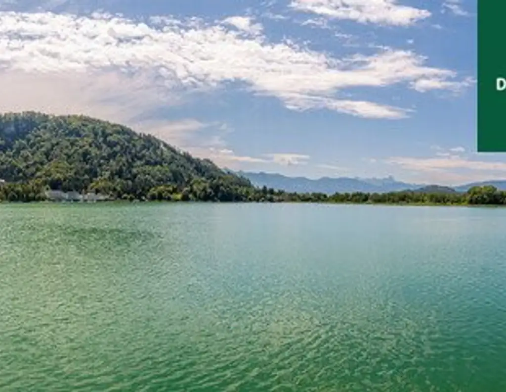 Seegrundstück am Ossiacher See mit Baugenehmigung für Luxuriöses Terrassen-Seehaus