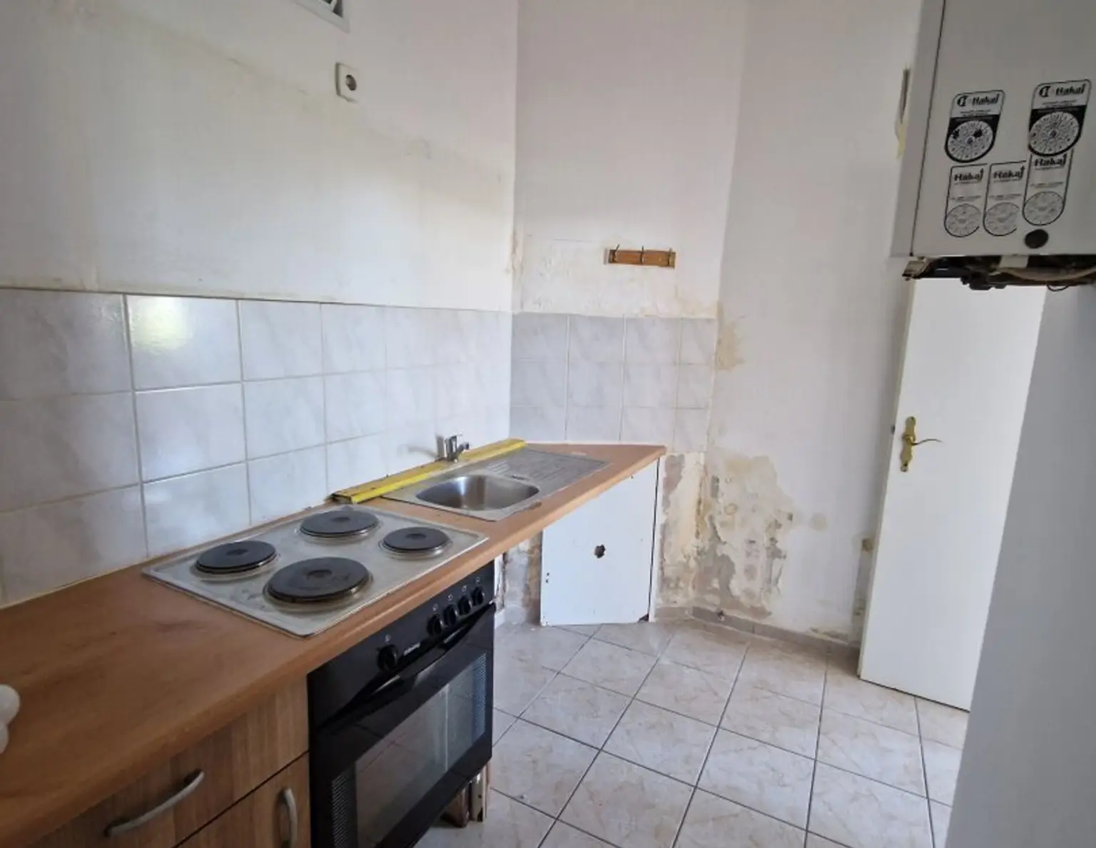 Unsanierte 2-Zimmer-Wohnung nähe Quellenstraße / Neilreichgasse!