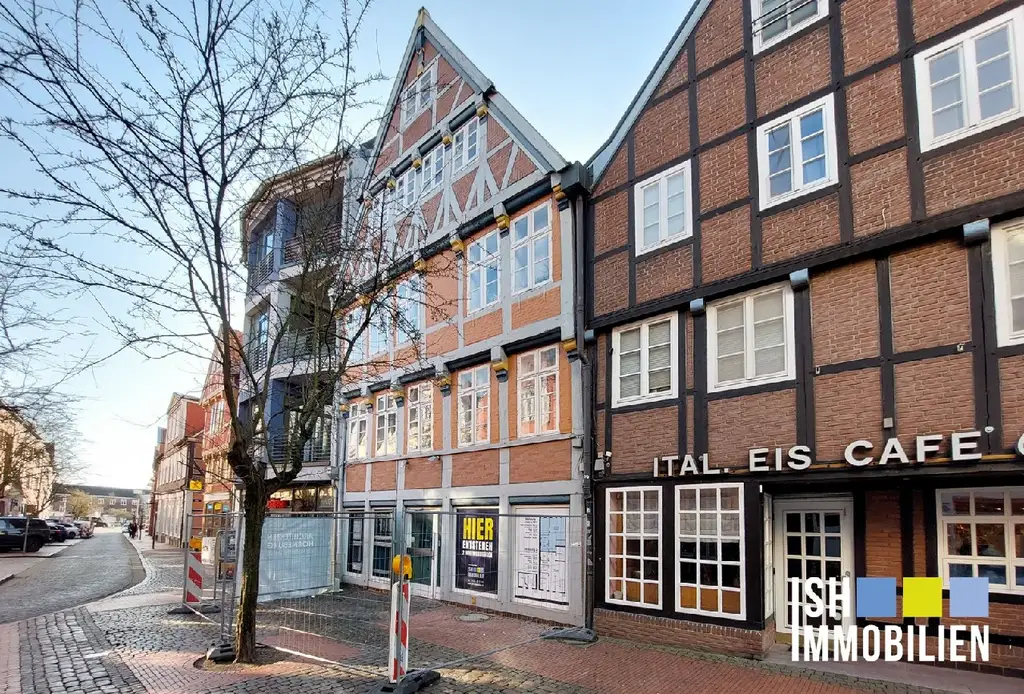 Ansprechende 2,5-Zimmer-Wohnung über zwei Ebenen mitten in der Stadt