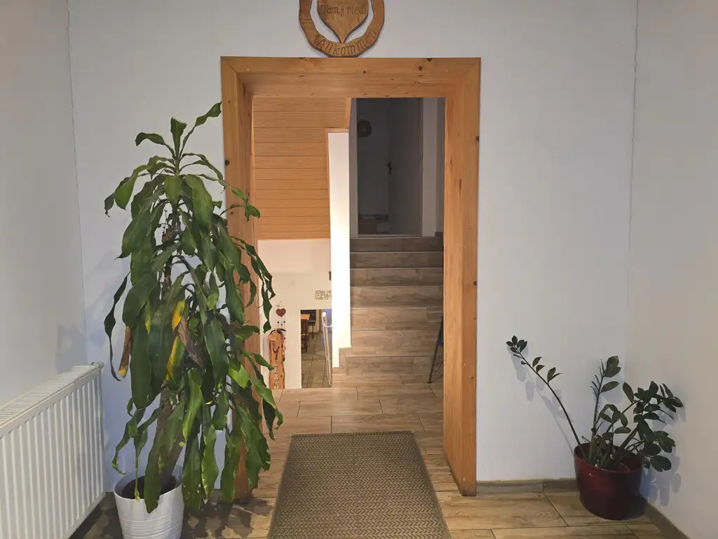 Großes Haus für Visionäre in Aussichtslage (Buschenschank, Weingärten)