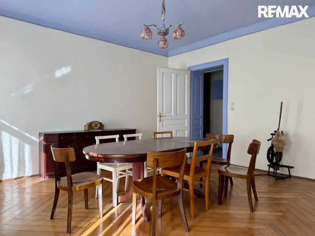 Zeitwandel - Mehrparteienhaus mit Entwicklungspotenzial in Wiener Neustadt!
