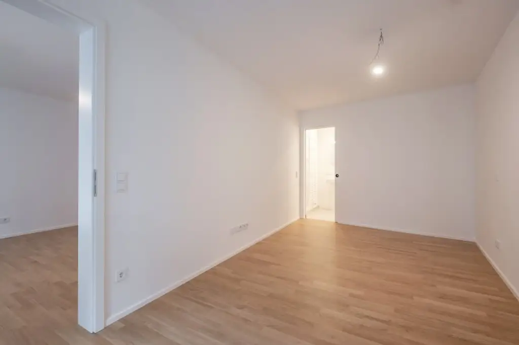 ++MOLLARD 50++  perfect 2-room-apartment in the Heart of the City (1/3)