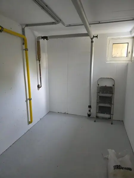 Willkommen in Ihrer GARTENWOHNUNG  3,5 ZIMMER -  inklusive KFZ-STELLPLATZ