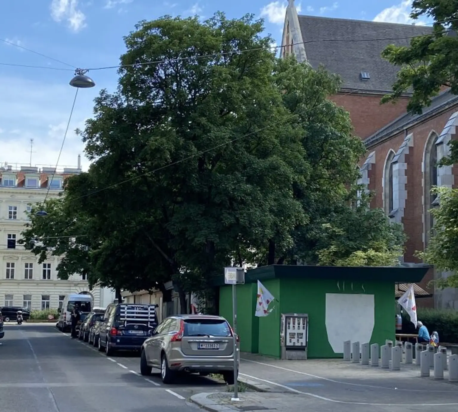 Attraktives Stellplatzpaket in der Belvederegasse – 12 Stellplätze zum Verkauf