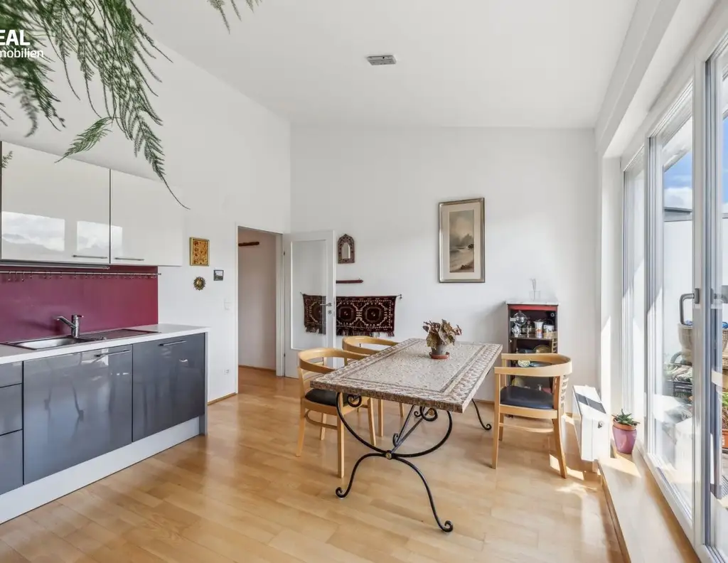 Jung. Grün. Gut angebunden - Stylische Wohnung in Rif