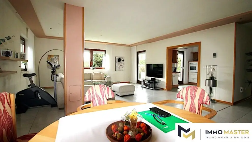 Wohnen auf 1000 m² barrierefreier Fläche, Bungalow in Trumau mit uneinsehbarem Garten