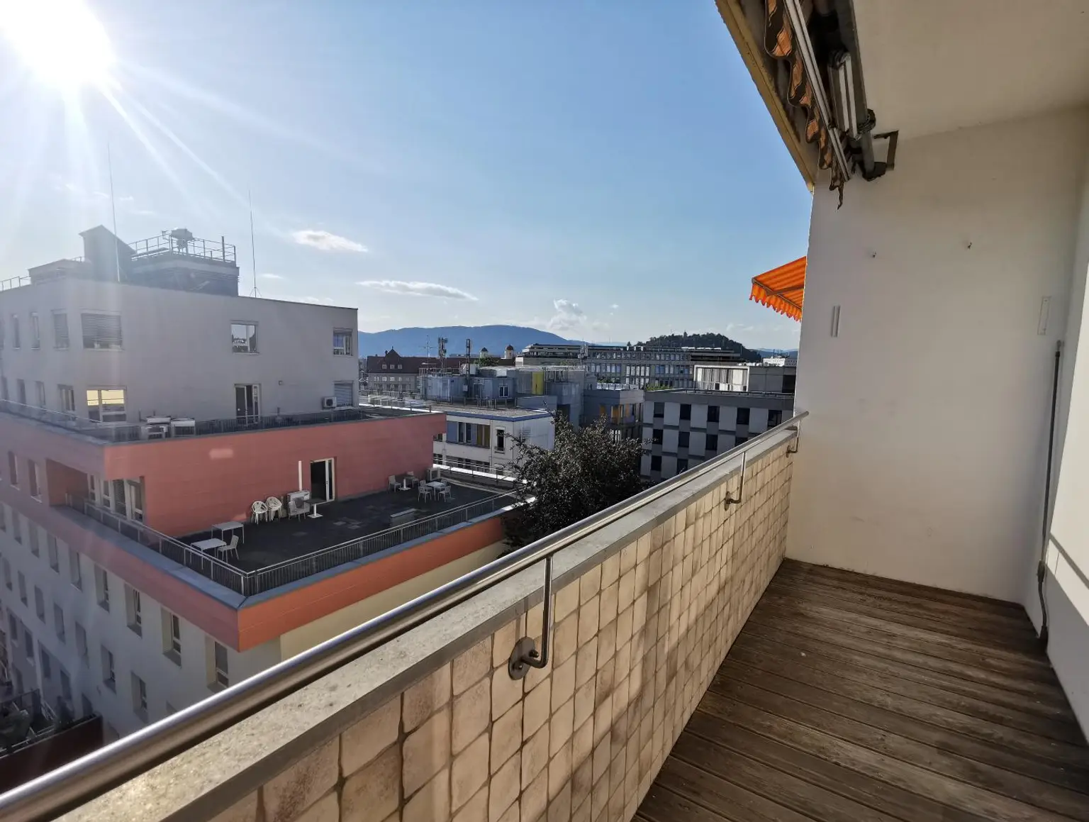 Helle 3-Zimmer-Wohnung mit Loggia - WG geeignet!