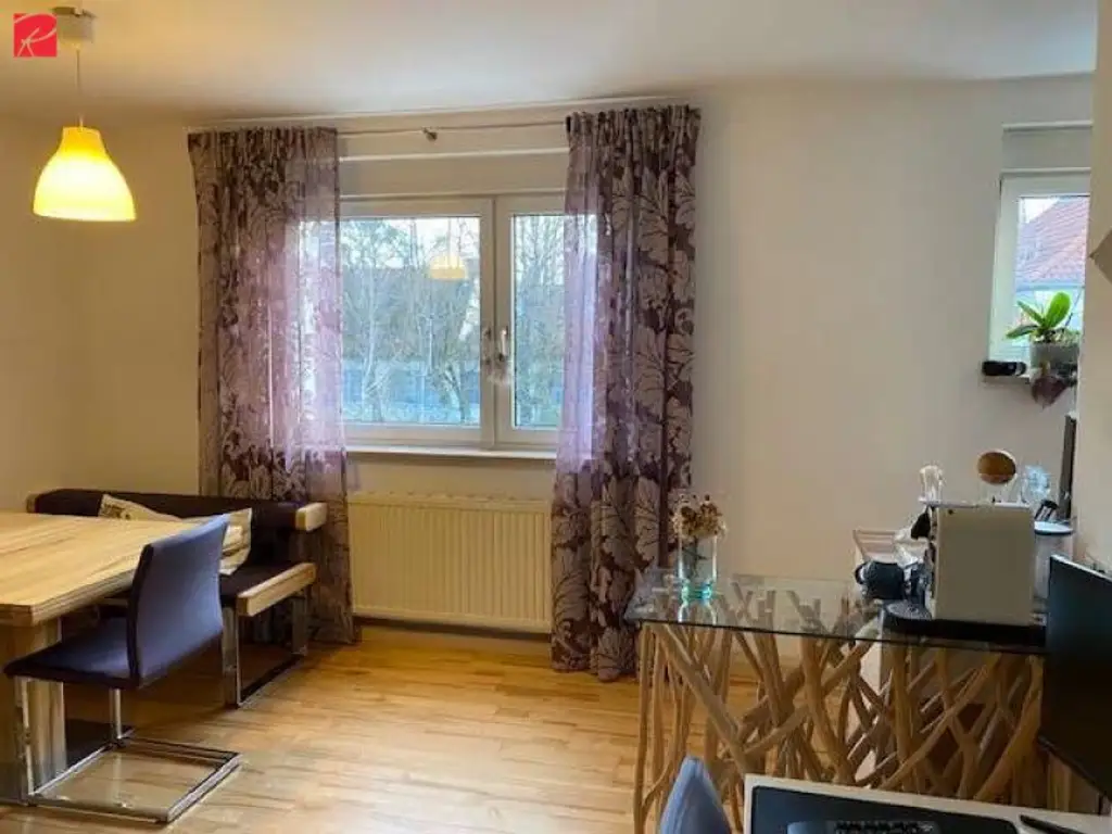 Der perfekte Start zu zweit: Moderne Wohnung mit Loggia & Top-Lage