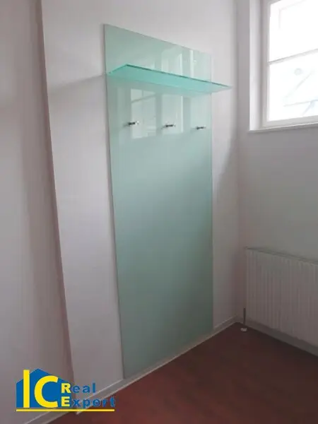 Großzügige Stadtwohnung im Biedermeierhaus, –schön, gepflegt und mit Garage!