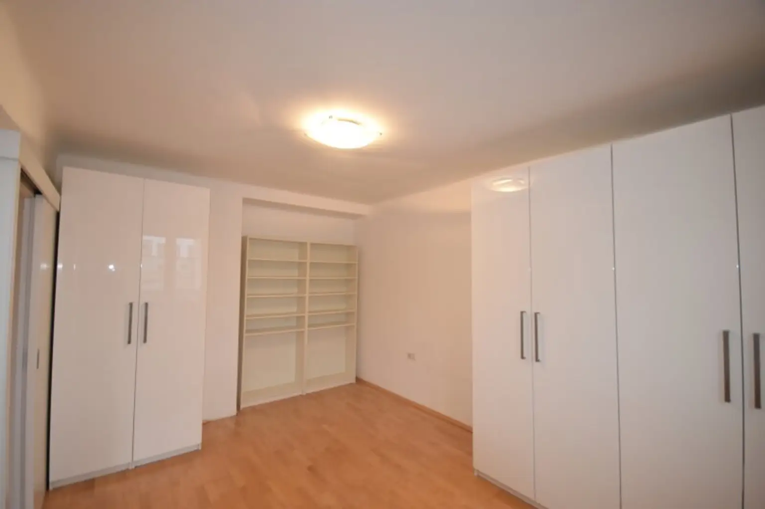 Ansicht - Moderne 2 Zimmer Wohnung mit großem Balkon und Weitblick Miete 4. Bezirk Wien