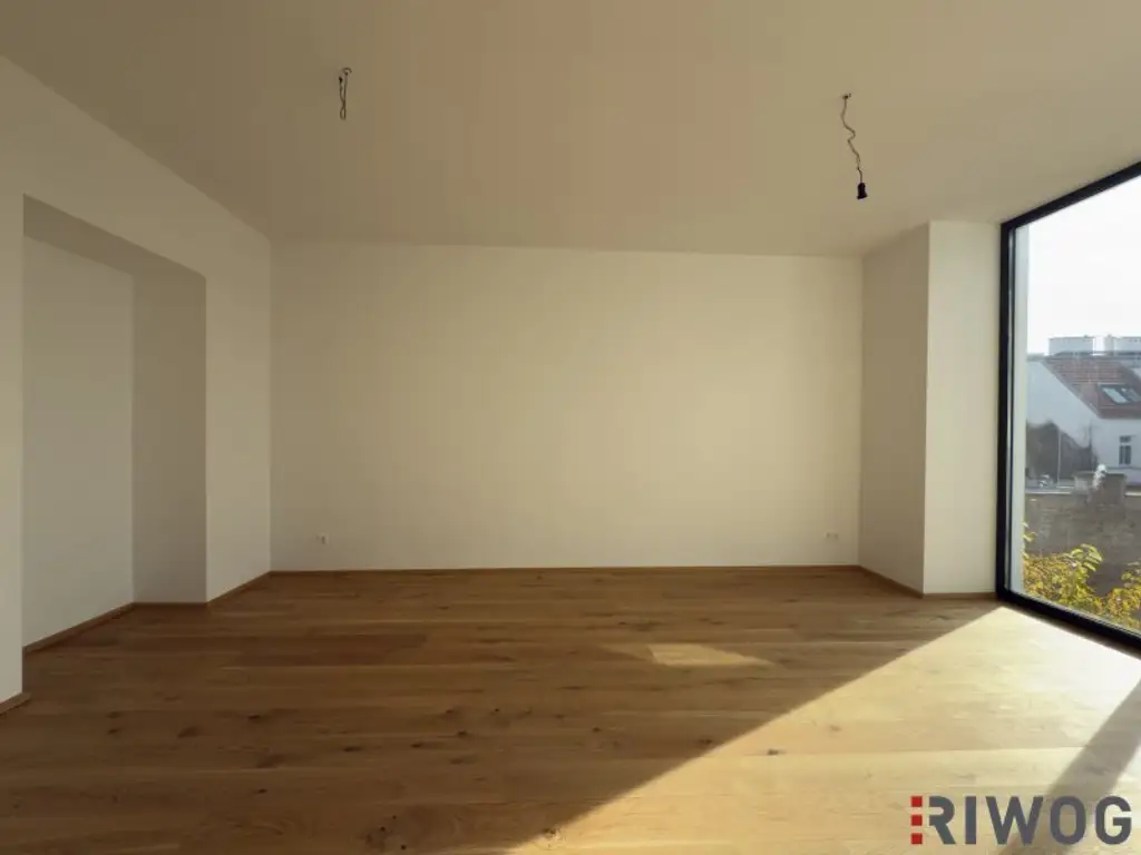 HERBSTAKTION - NEUE PREISE |  3-Zimmer Altbauwohnung mit großzügiger Verglasung und südseitigem Innenhofbalkon  | Fernwärme