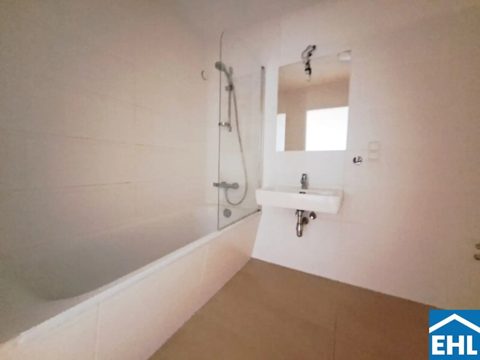 Großzügige 4-Zimmer-Wohnung beim Handelskai!