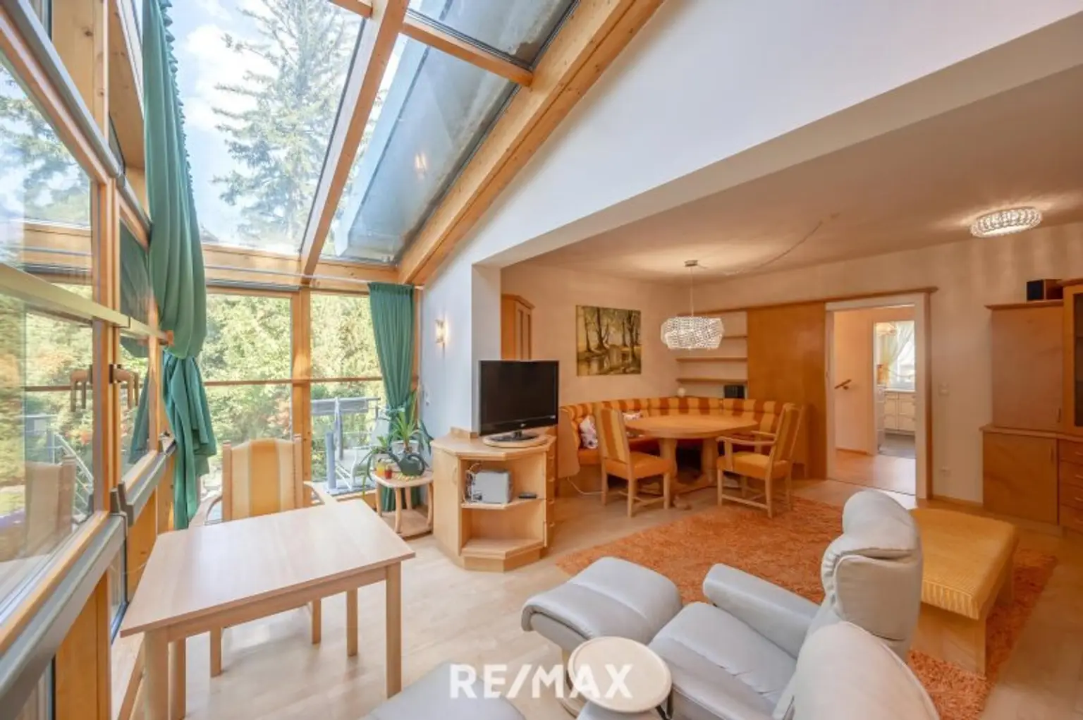 BAUTRÄGER AUFGEPASST: GRUNDSTÜCK FÜR 2 DOPPELHÄUSER | ODER 2 EINFAMILIENHÄUSER