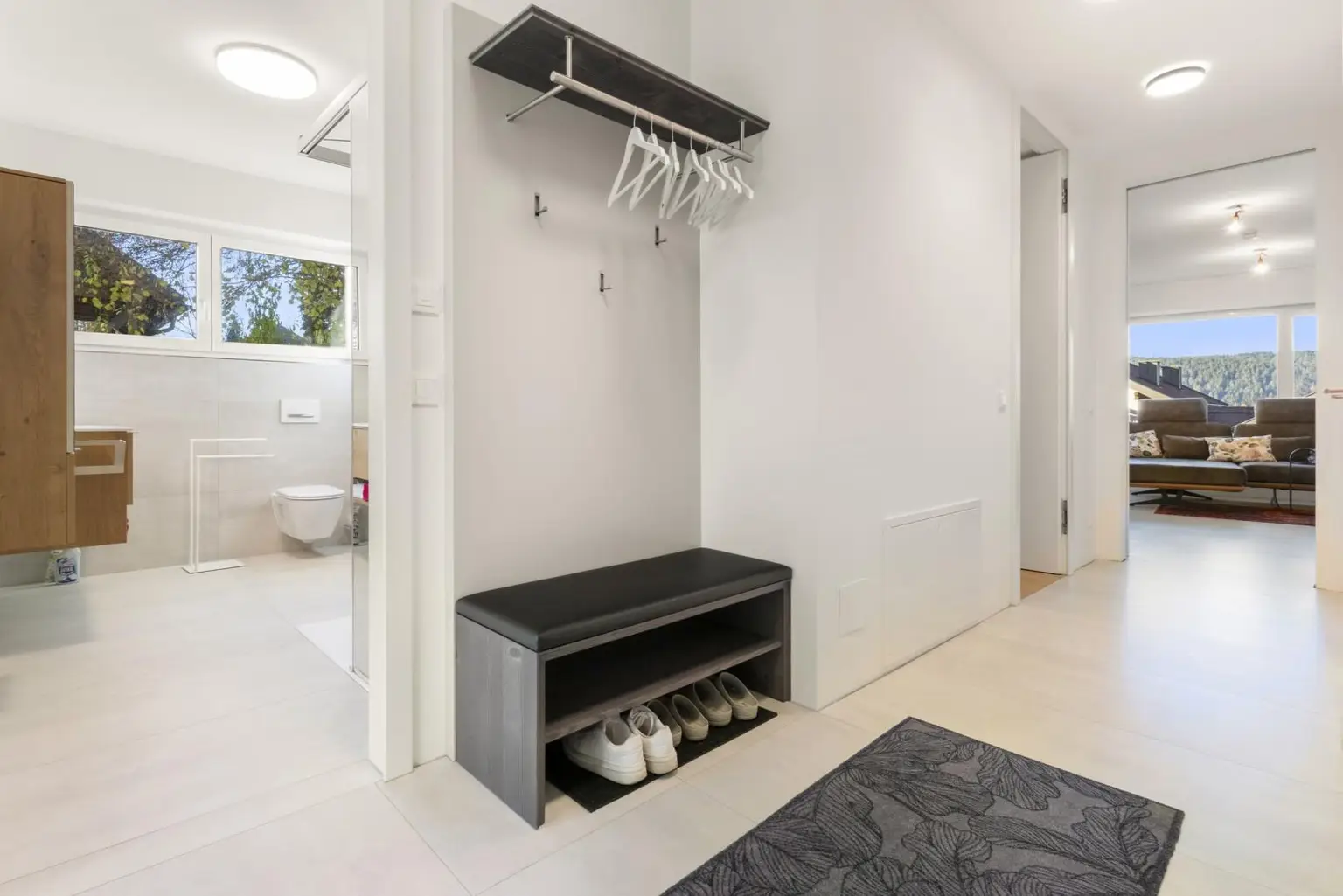 Exklusive Gartenwohnung mit Seeblick in Auen am Wörthersee