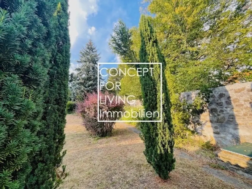 Modernes Haus. Südlage. Pool (*). Erstklassige Ausstattung. Garage. Traumhafter Garten. Bauprojekt. Beziehbar ab FJ 2027