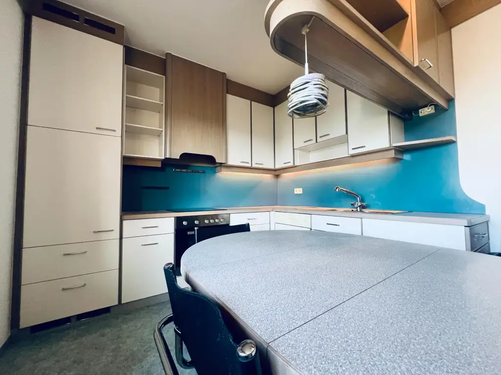 Geräumige 4 Zimmer Wohnung in 8010 Graz Jakomini