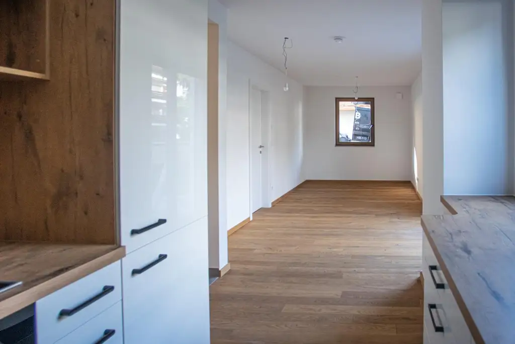 Provisionsfrei! Neubau - Teilmöblierte 2-Zimmer-EG Wohnung mit Terrasse und Garten
