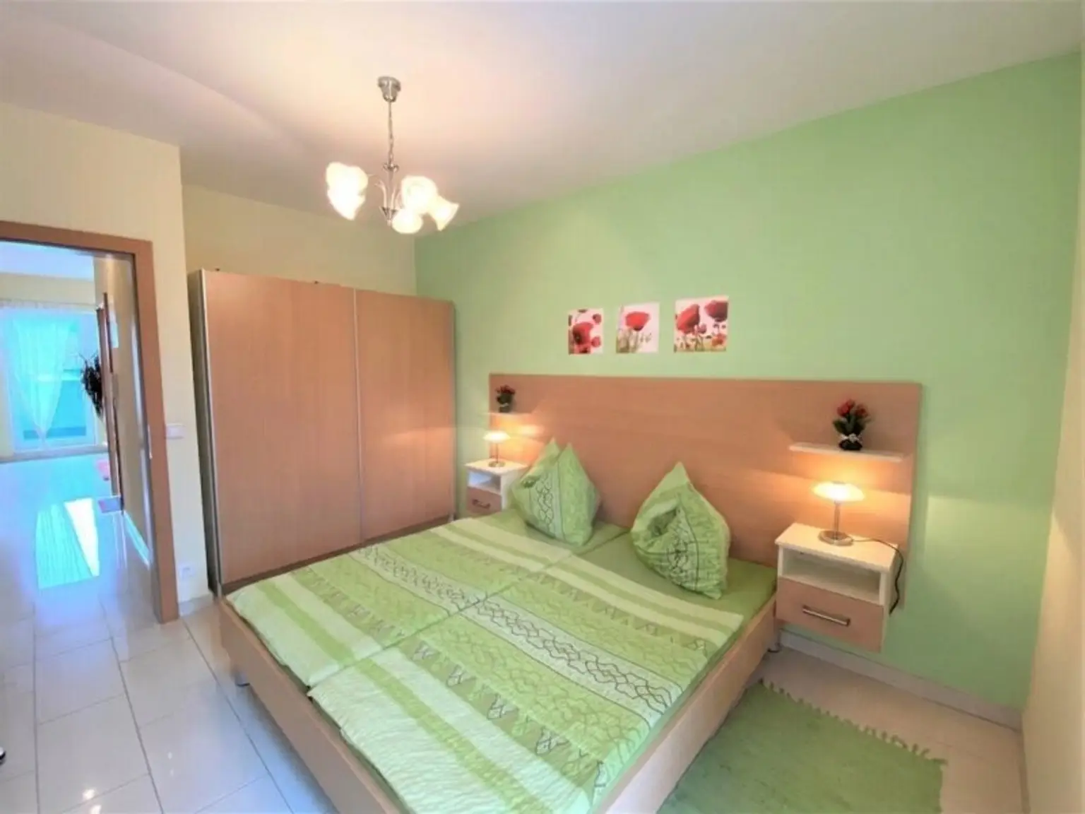 Schlafzimmer 2