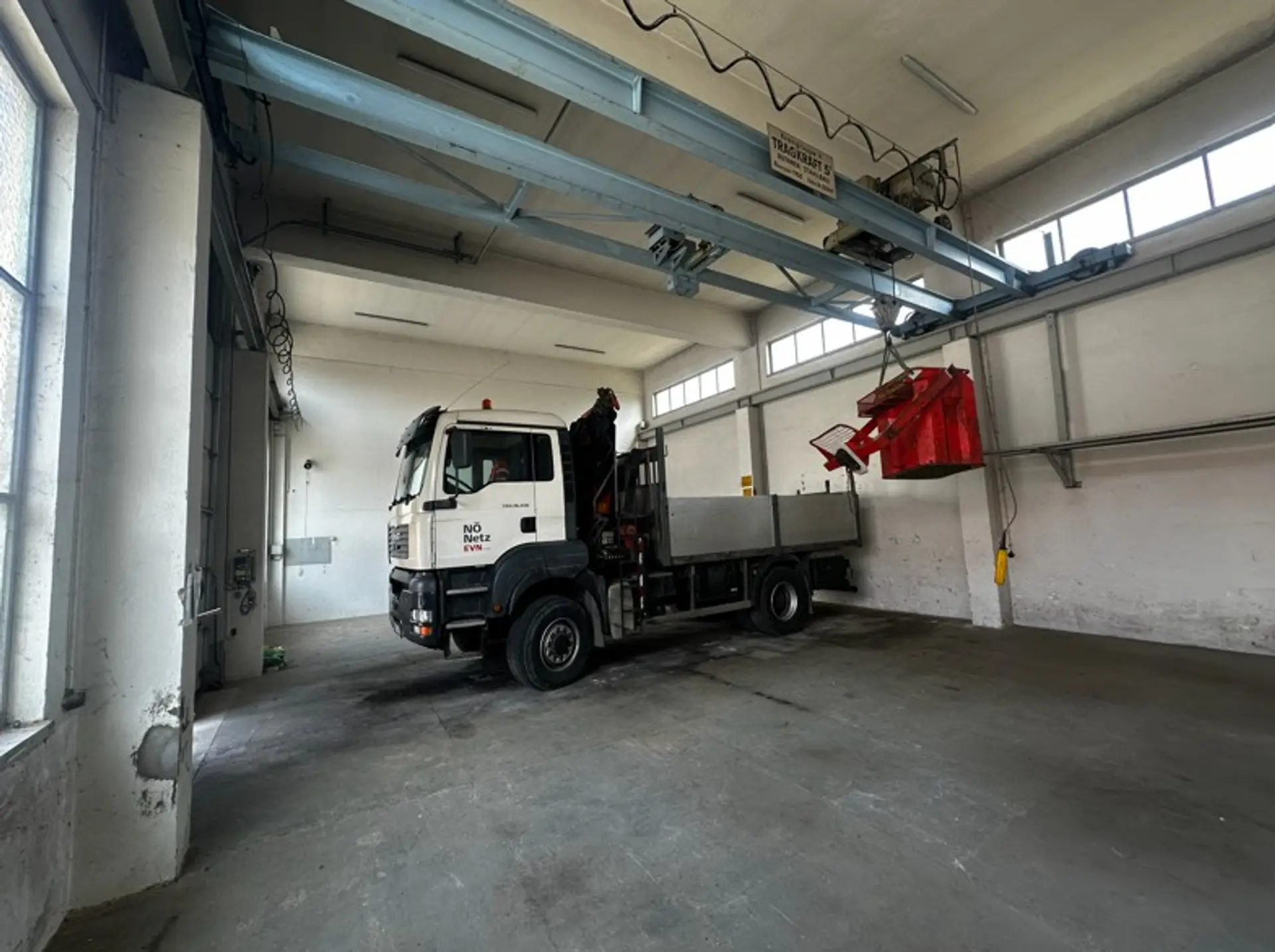 LKW Garage