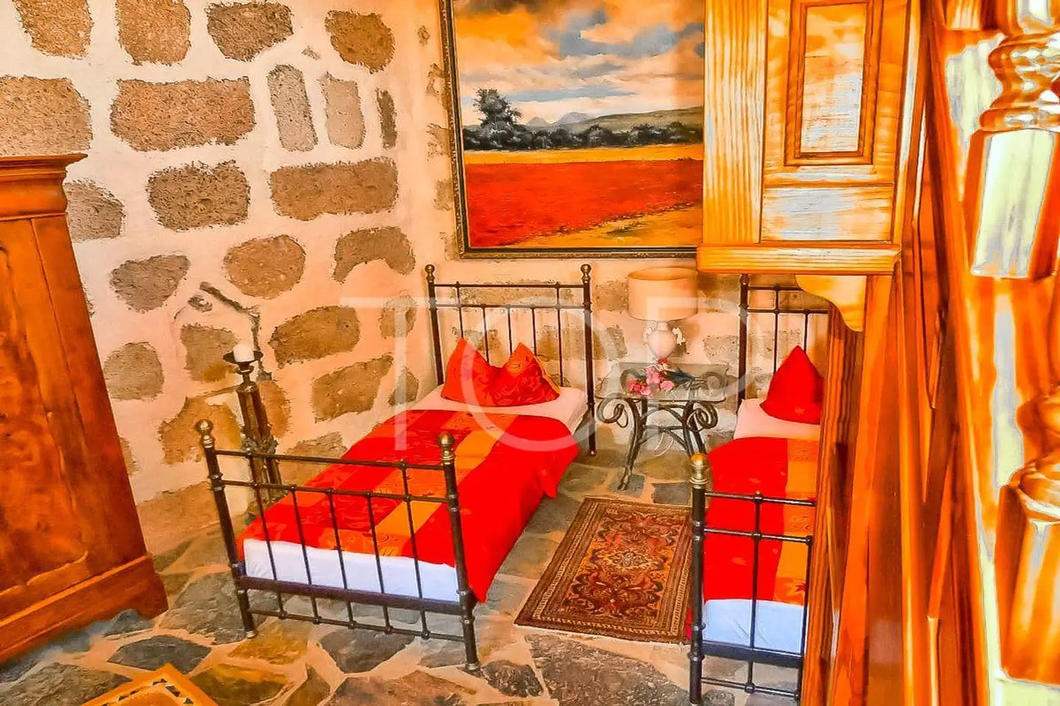 Romántica mansión con seis apartamentos en Costa de Adeje