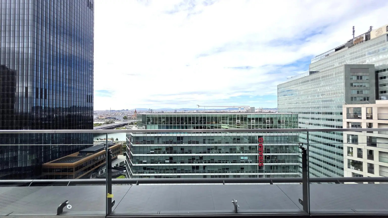 DC-FLATS: High-End-Apartment mit Blick über Wien!! ERSTBEZUG!!